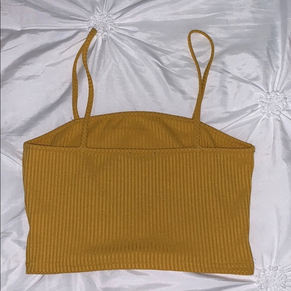 Crop top - Picture 3 of 4